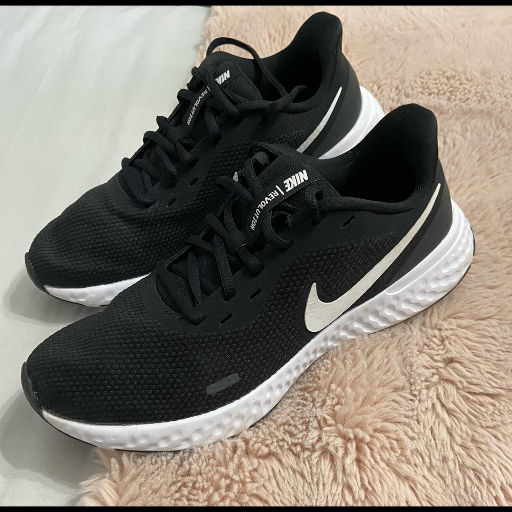 EUC Womens Black Nike Revolution Running Shoes